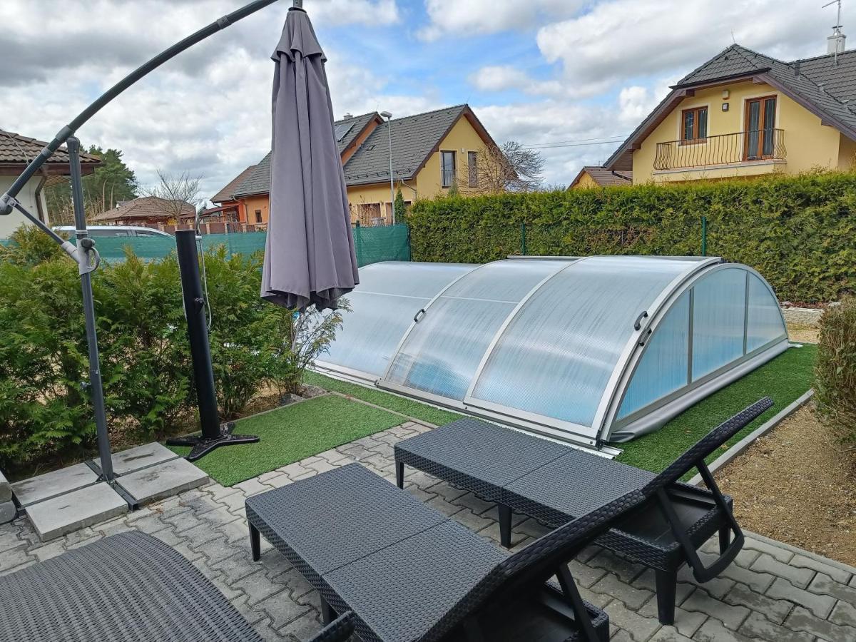 Relaxklub Villa S Wellness Tremosna Exterior foto